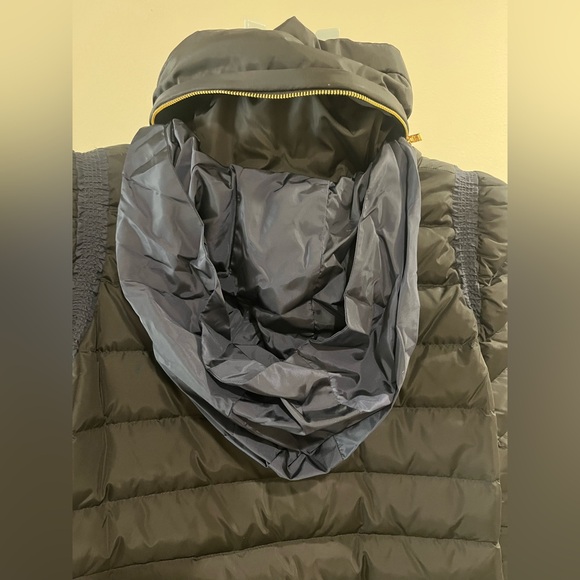 MIU MIU Down Puffer Jacket Coat in Black Size IT 44 / US 8 - Picture 5 of 11